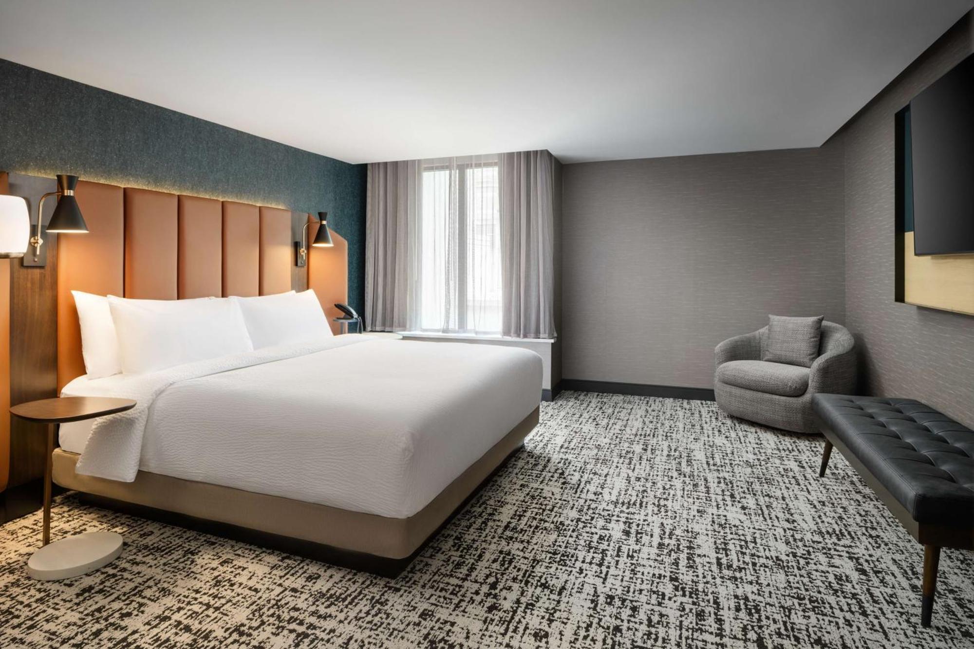 Tempo By Hilton Raleigh Downtown Hotel Exterior photo